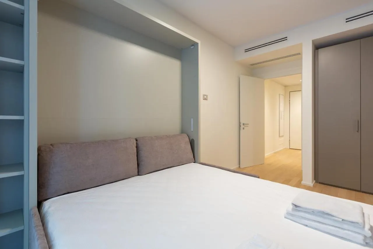 Cozy Flat With Parking Apartment Milan